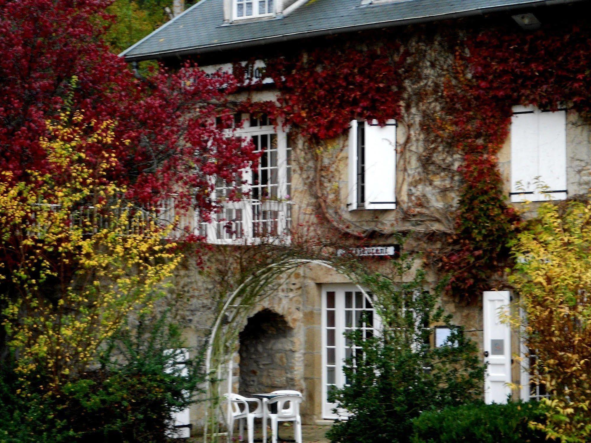 Hotel Restaurant Du Moulin De Barette Blavozy Exterior foto